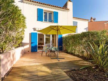 Gîte pour 6 personnes, avec terrasse et jardin dans Plage de la Garonnette
