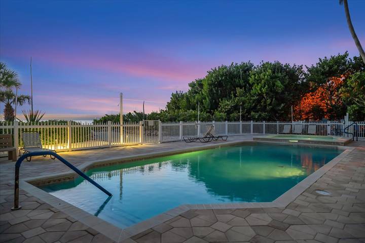 Ferienwohnung für 8 Personen, mit Pool und Balkon, kinderfreundlich auf Anna Maria Island