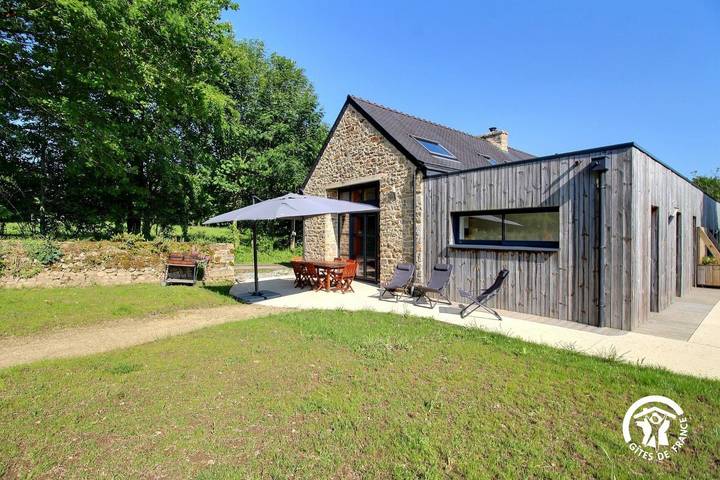 Gîte pour 6 personnes, avec jardin à Plumergat - 3