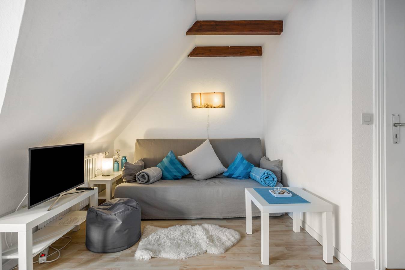 Ganze Wohnung, Ferienwohnung 'Silbermöwe' mit Gemeinschaftsgarten und Wi-Fi in Pellworm, Nordfriesland