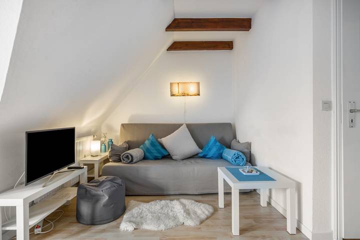 Ganze Wohnung, Ferienwohnung 'Silbermöwe' mit Gemeinschaftsgarten und Wi-Fi in Pellworm, Nordfriesland