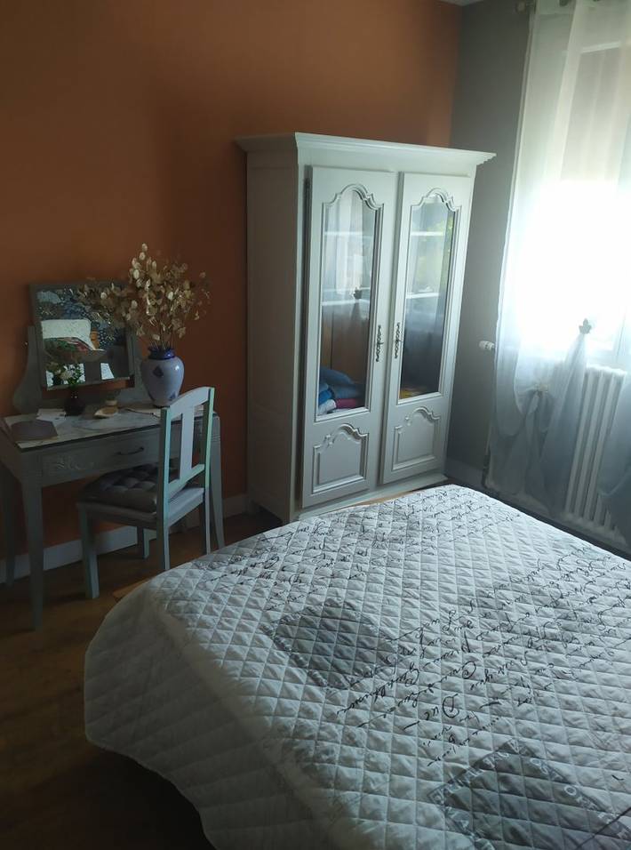 Location de vacances pour 2 personnes, avec jardin dans Orval-sur-Sienne - 4