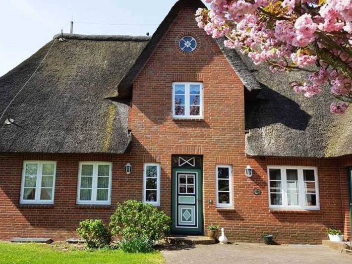 Ferienwohnung für 4 Personen, mit Terrasse und Garten in Nieblum