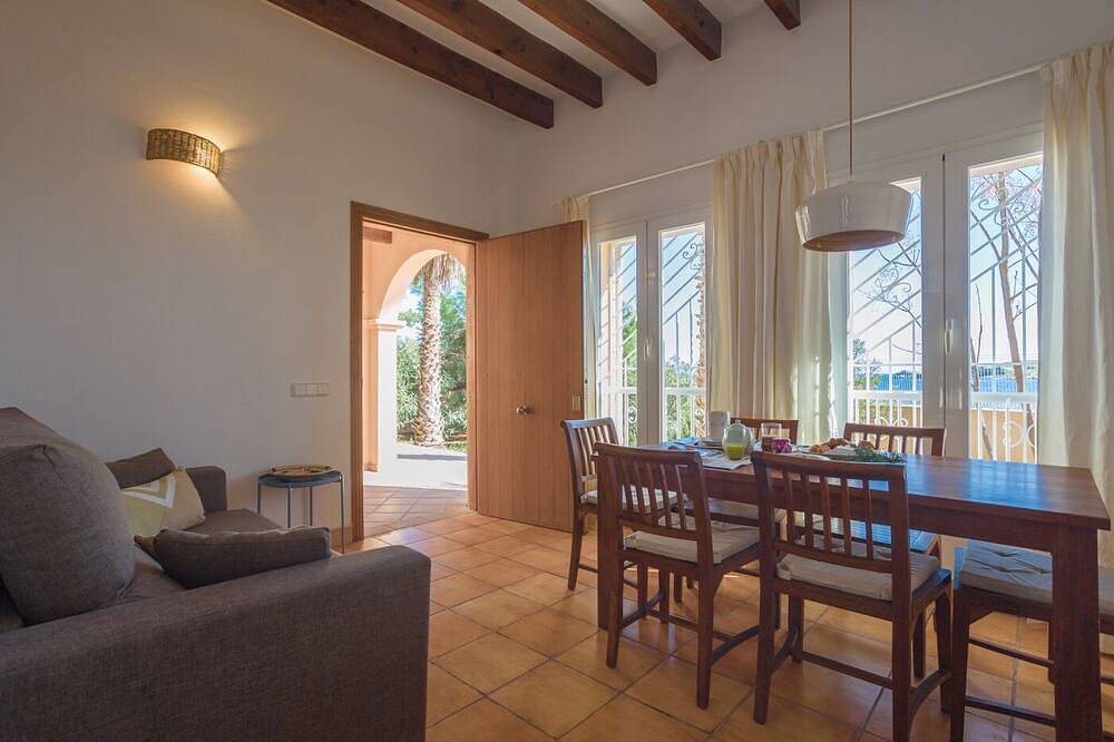 Ganze Wohnung, Can Ban, Vibe on the seafront! in Ses Figueretes, Ibiza Stadt