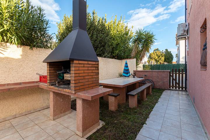 Location de vacances pour 11 personnes, avec jardin à Saint-Laurent-de-la-Salanque - 3