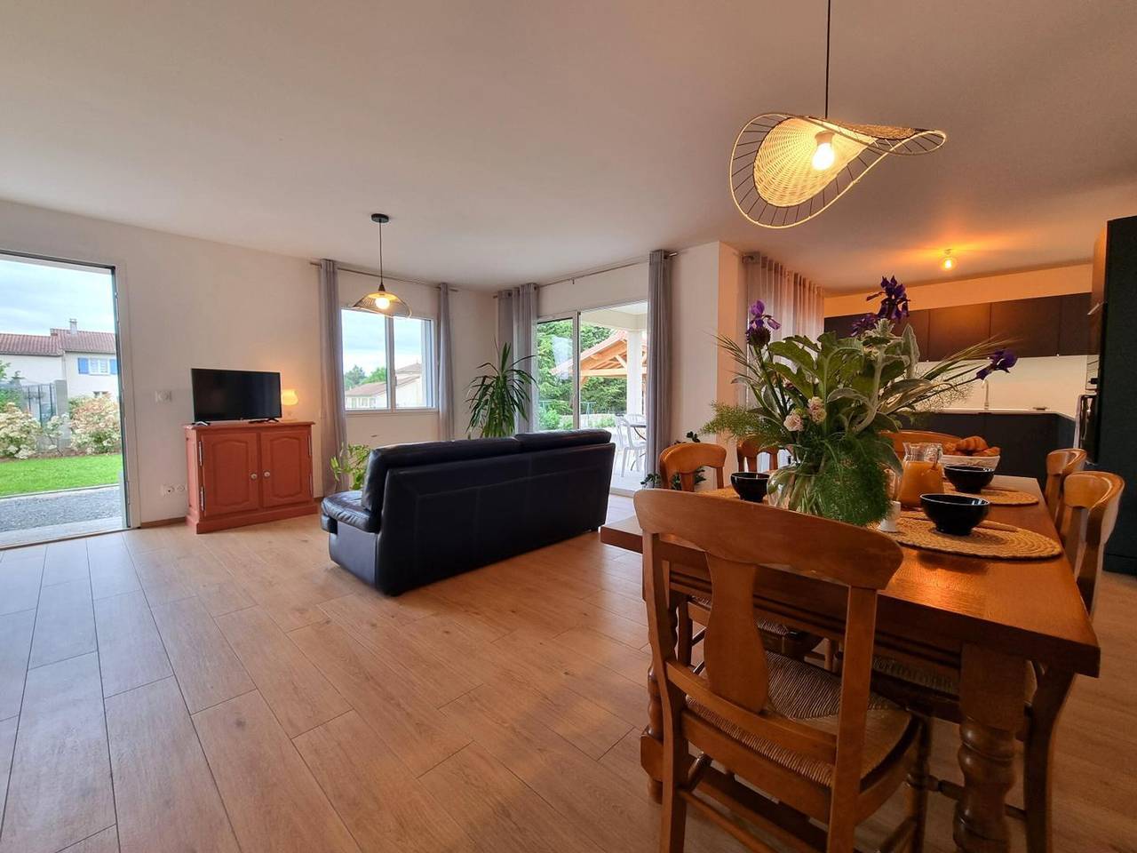 Agradable casa rural, mascotas Ok - 4 pers. in Boisset-lès-Montrond, Montbrison