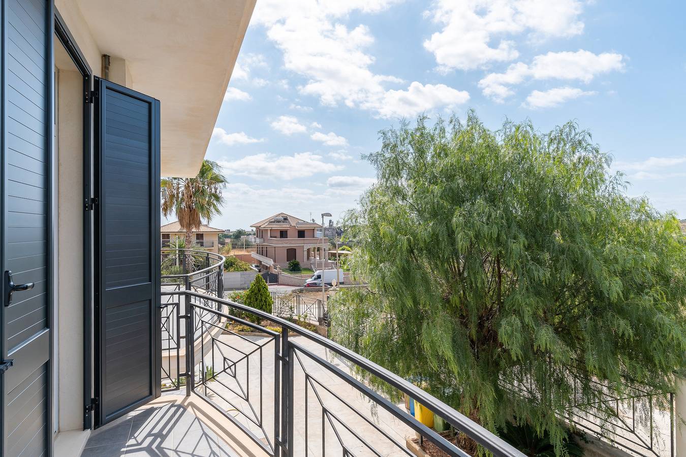 Zimmer 'Sorrow - Doppelzimmer mit Balkon' mit gemeinsamem Garten, Wlan und Klimaanlage in Marzamemi, Pachino