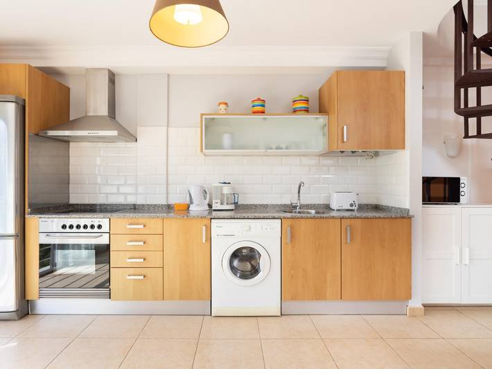 Apartamento vacacional entero, Bonito dúplex en frente del mar en Playa San Juan in Playa de San Juan (Guía de Isora), Guía de Isora