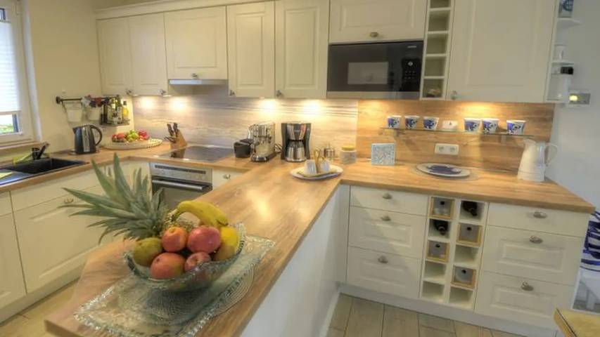 Ferienhaus für 5 Personen, mit Terrasse und Whirlpool sowie Garten und Pool in Halbinsel Holnis