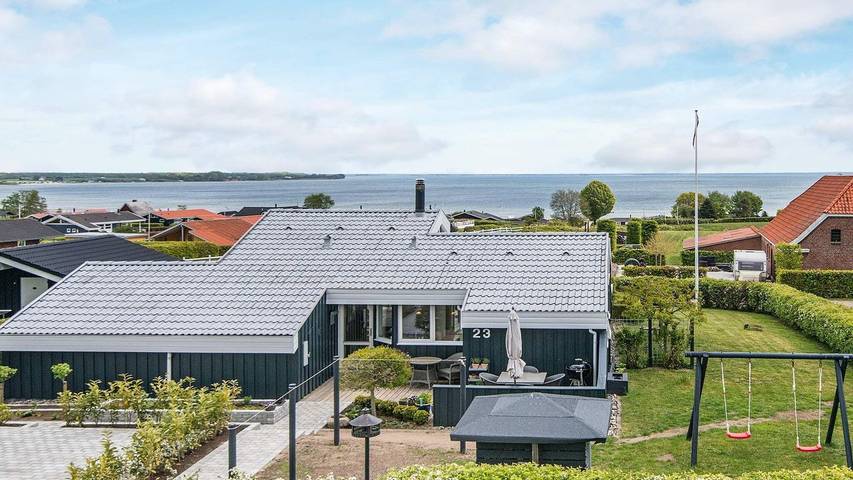 Ferienhaus für 7 Personen, mit Whirlpool und Garten sowie Sauna in Grønninghoved Strand