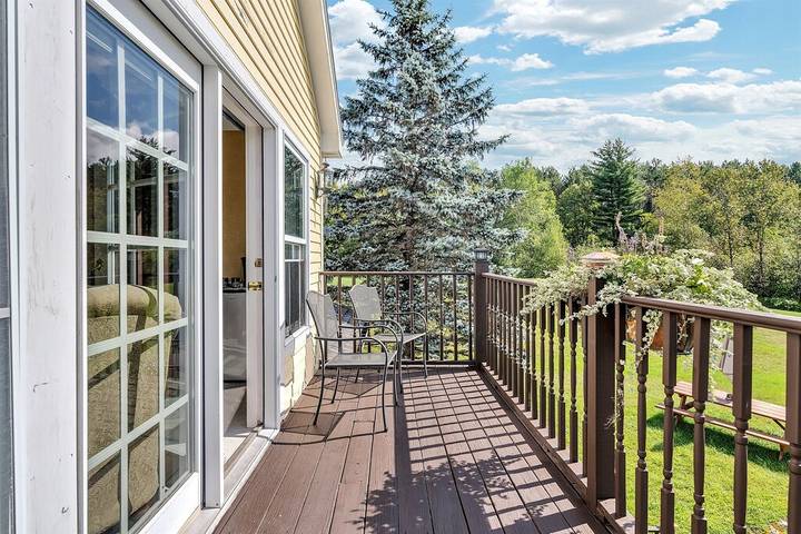 Vacation rental for 4 people, with hot tub and terrace in Vermont