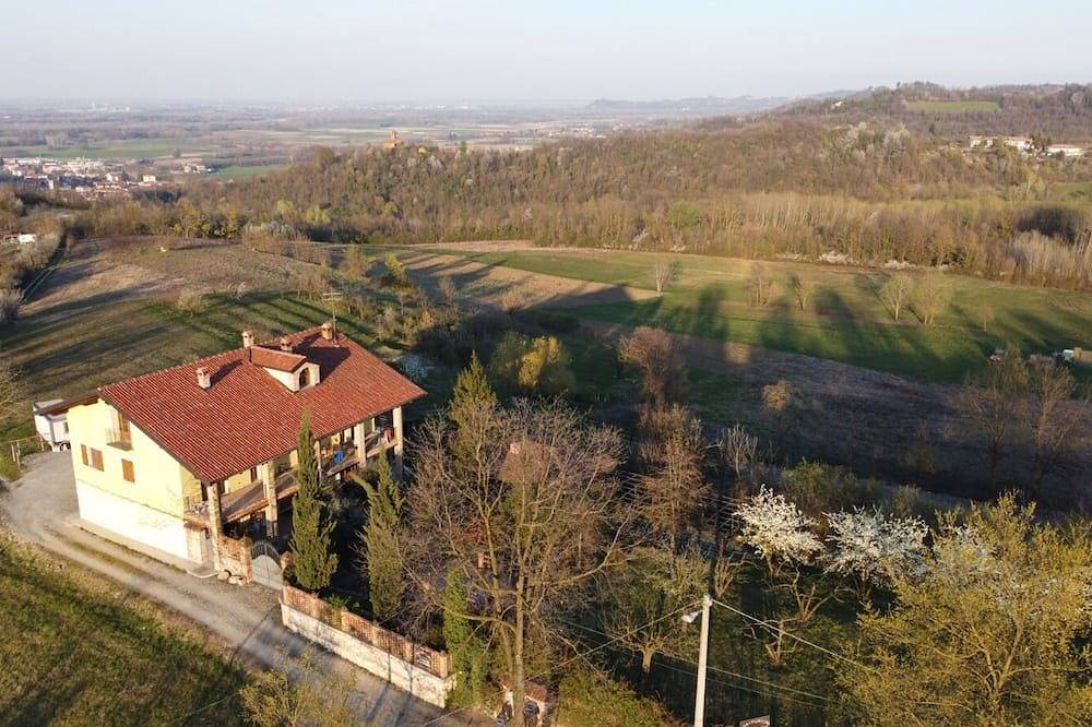 B&B Naturin - Nature, Wine, Pool and Relax in Lauriano, Turin Province