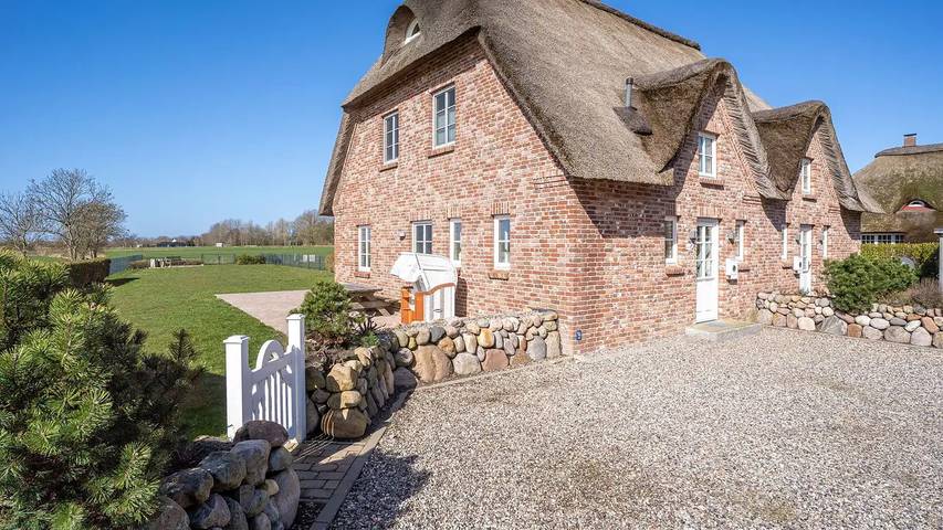 Ferienhaus für 4 Personen, mit Garten, mit Haustier in Tating