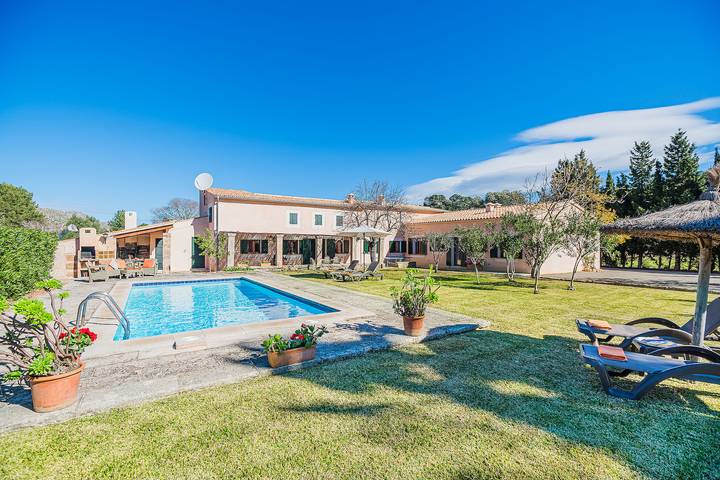 Luxus-Finca für 4 Personen, mit Garten und Terrasse in Pollença