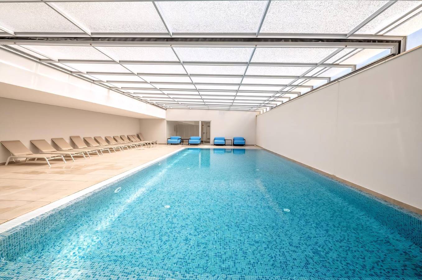Appartement entier, Guestready - Golden sea view retreat 2 in Praia do Ouro, Sesimbra