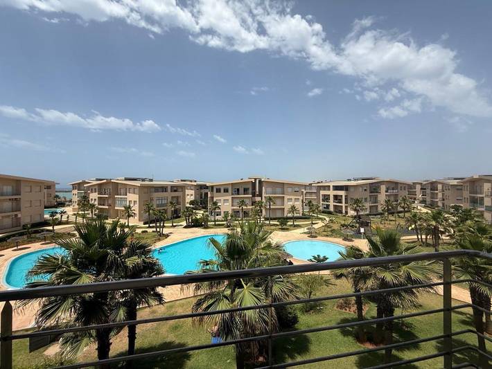 Apartamento de vacaciones para 5 personas, con piscina y vistas además de jardín y balcón - 1