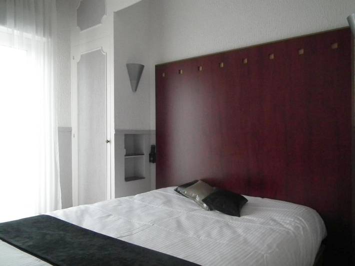 Hôtel pour 2 personnes, avec sauna ainsi que terrasse et piscine, animaux acceptés à Chantonnay - 2