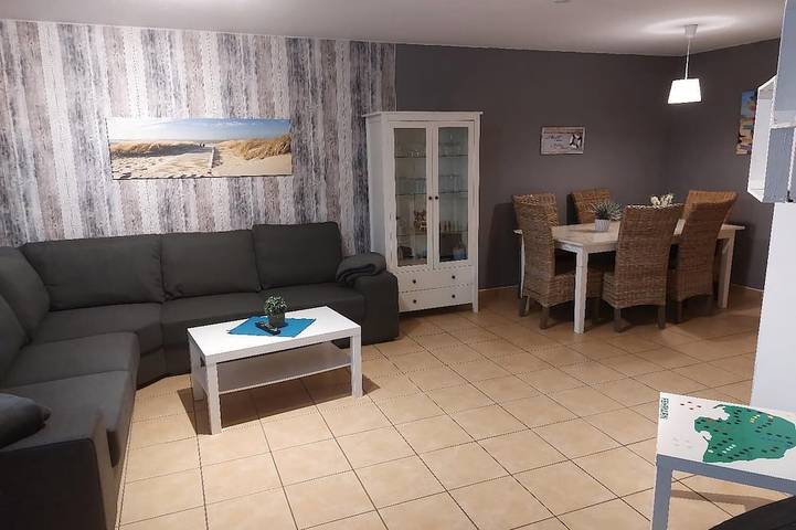 Ferienwohnung für 5 Personen, mit Terrasse und Garten