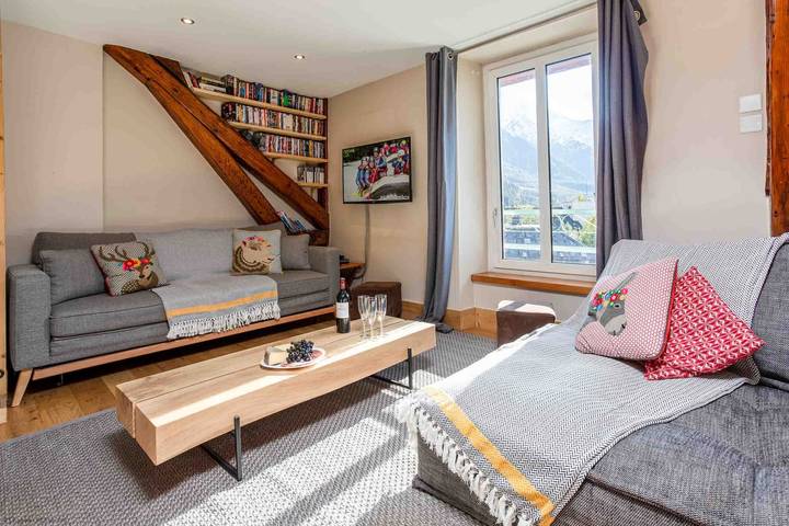 Gîte pour 8 personnes, animaux acceptés dans Gare De Chamonix Mont Blanc - 2