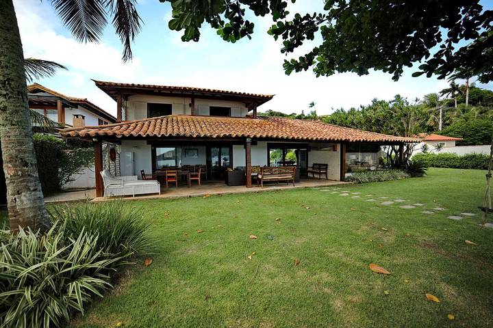 Casas e apartamentos de temporada para 14 pessoas, com sauna e jardim e ainda balcão em Búzios