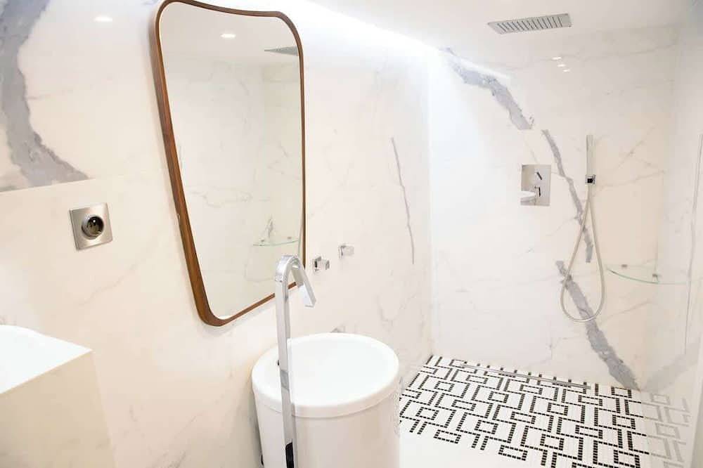 Entire apartment, Luxury Duplex 1Br Panoramic Sea View Monaco in Beausoleil, Nice region