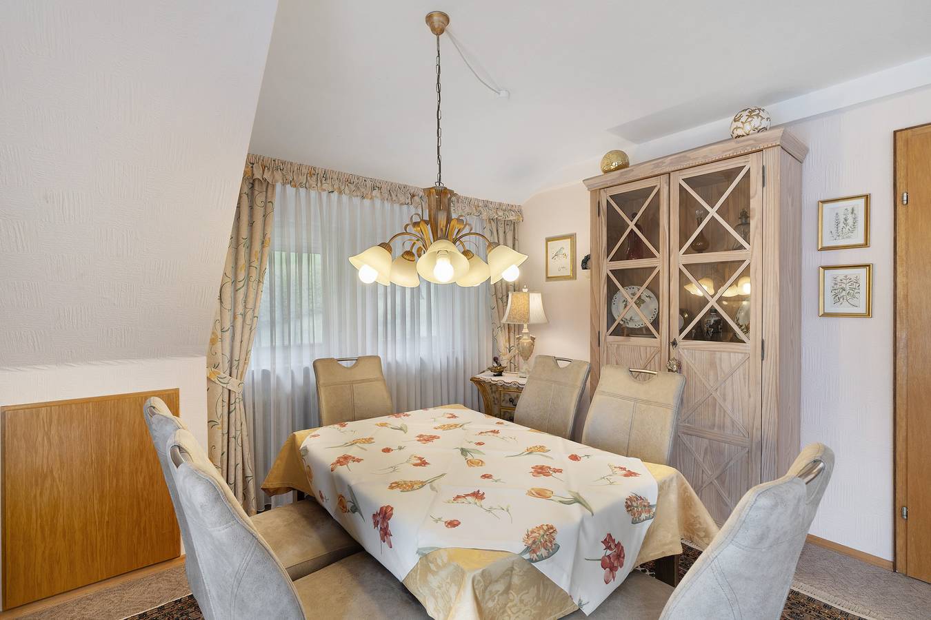 Ganze Wohnung, Ferienwohnung '1' mit privater Terrasse, Gemeinschaftsgarten und Wi-Fi in Enzklösterle, Nordschwarzwald