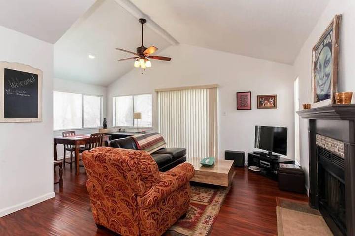 Apartment for 4 people, with balcony and pool in Austin (TX)