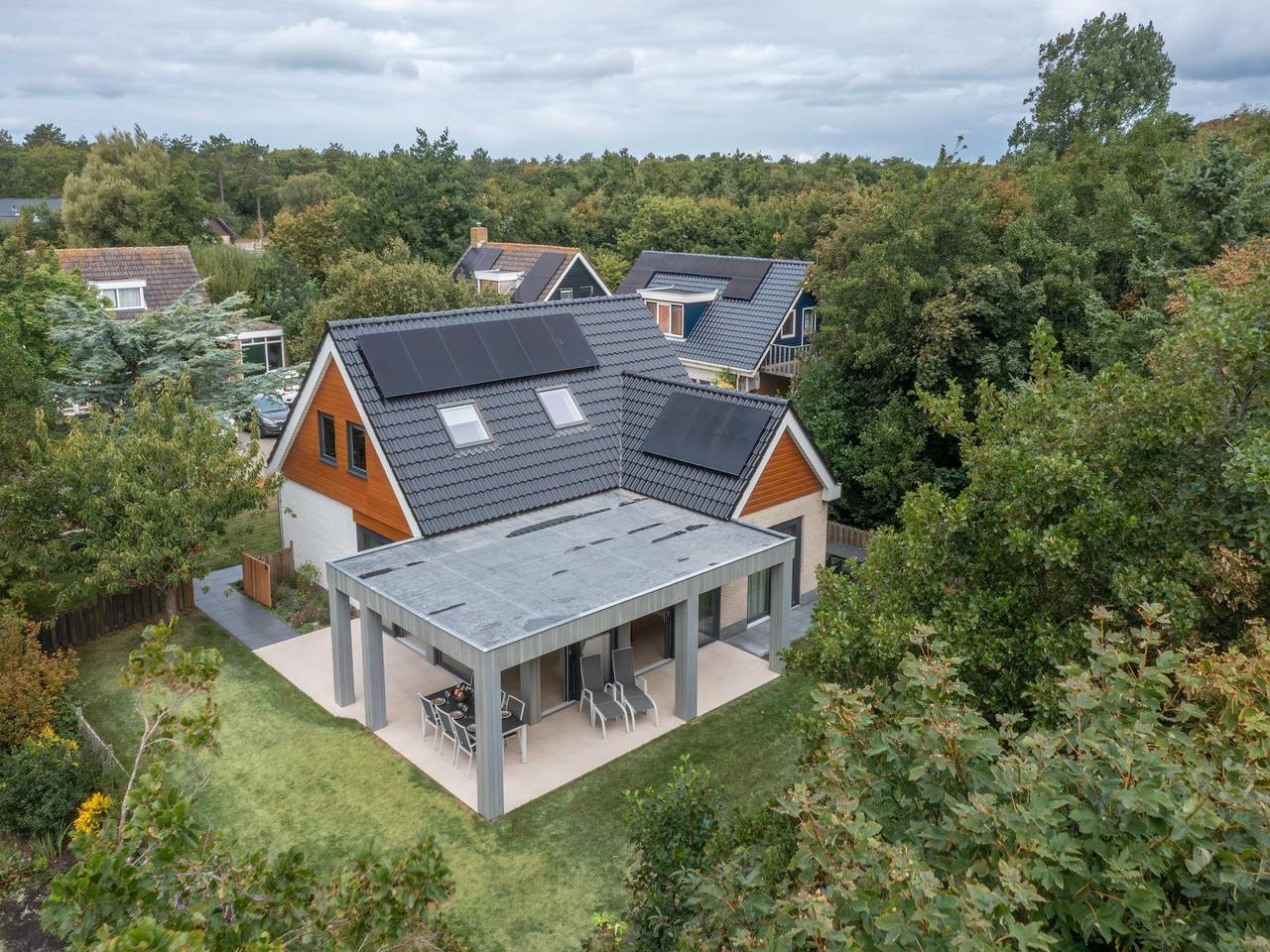 Luxe en sfeervolle 8-persoons familievilla in De Koog, Nederlandse waddeneilanden