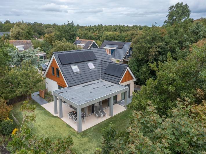 Villa voor 8 personen, met terras, kindvriendelijk in De Koog