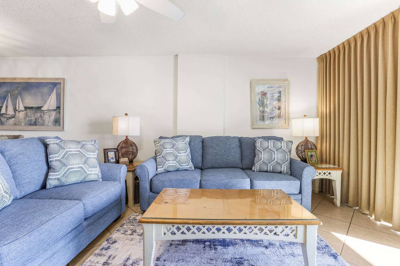 Entire apartment, Seaside Beach 5417- Two Bedrooms Waterfront condo with pool sauna amazing ocean view balcony in Orange Beach, Mobile Bay