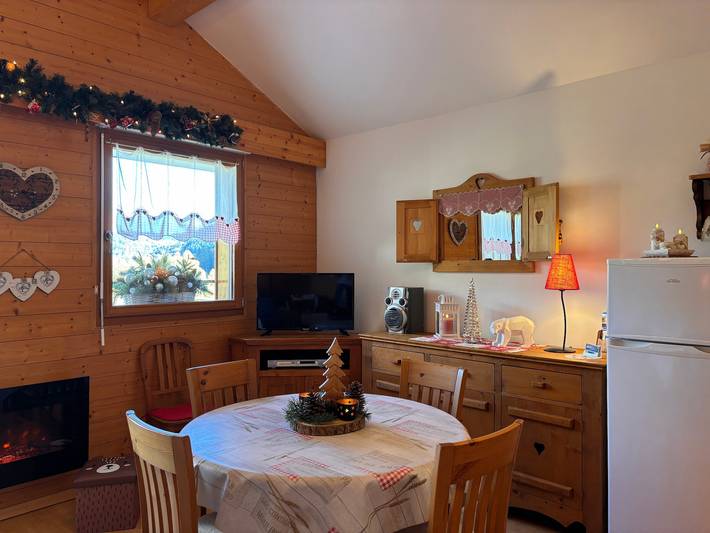 Gîte pour 6 personnes, avec terrasse ainsi que vue et vue sur le lac, animaux acceptés dans Lac de Gérardmer - 3