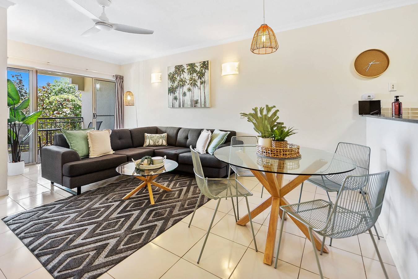 Entire apartment, Palm View- 9 Pools  Bbq   Gym in Parramatta Park, Cairns