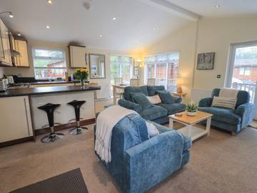 Lodge for 4 People in Cumbria, North West England, Photo 1