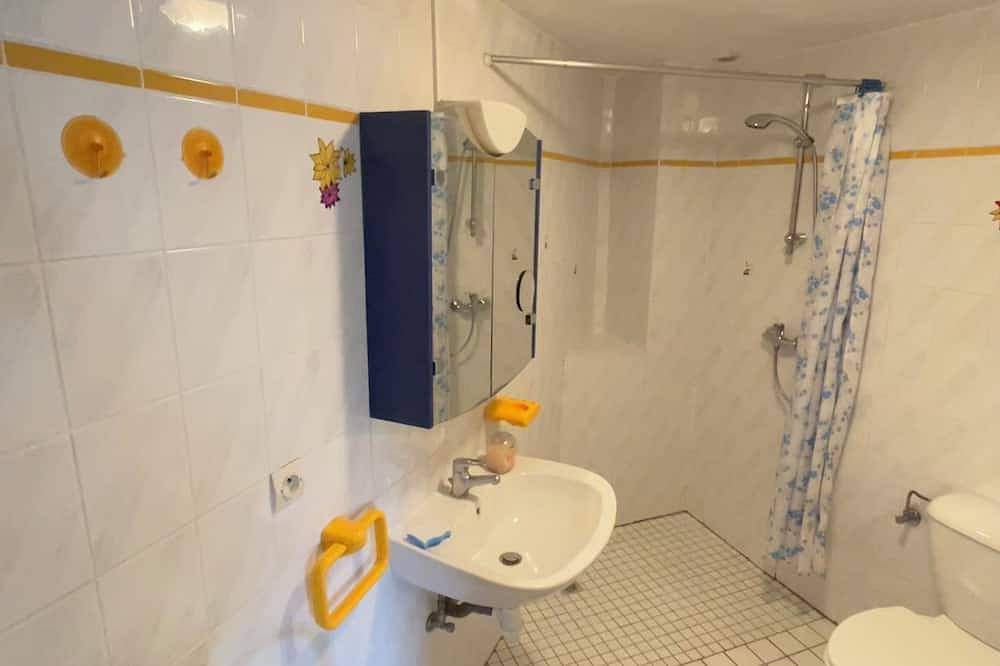 Appartement entier, Charmant gîte avec jardin à Wettolsheim près de Colmar in Wettolsheim, Parc naturel régional des Ballons des Vosges
