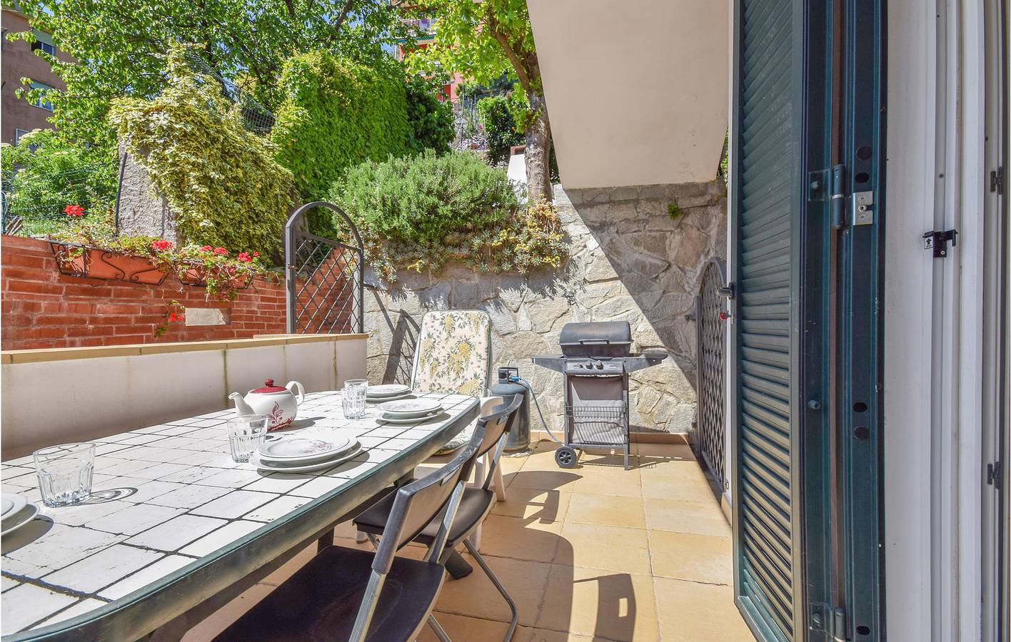 Appartement de vacances entier, Appartement de 100m² avec terrasse et WiFi, parking - Gênes in Gênes (Ville), Gênes