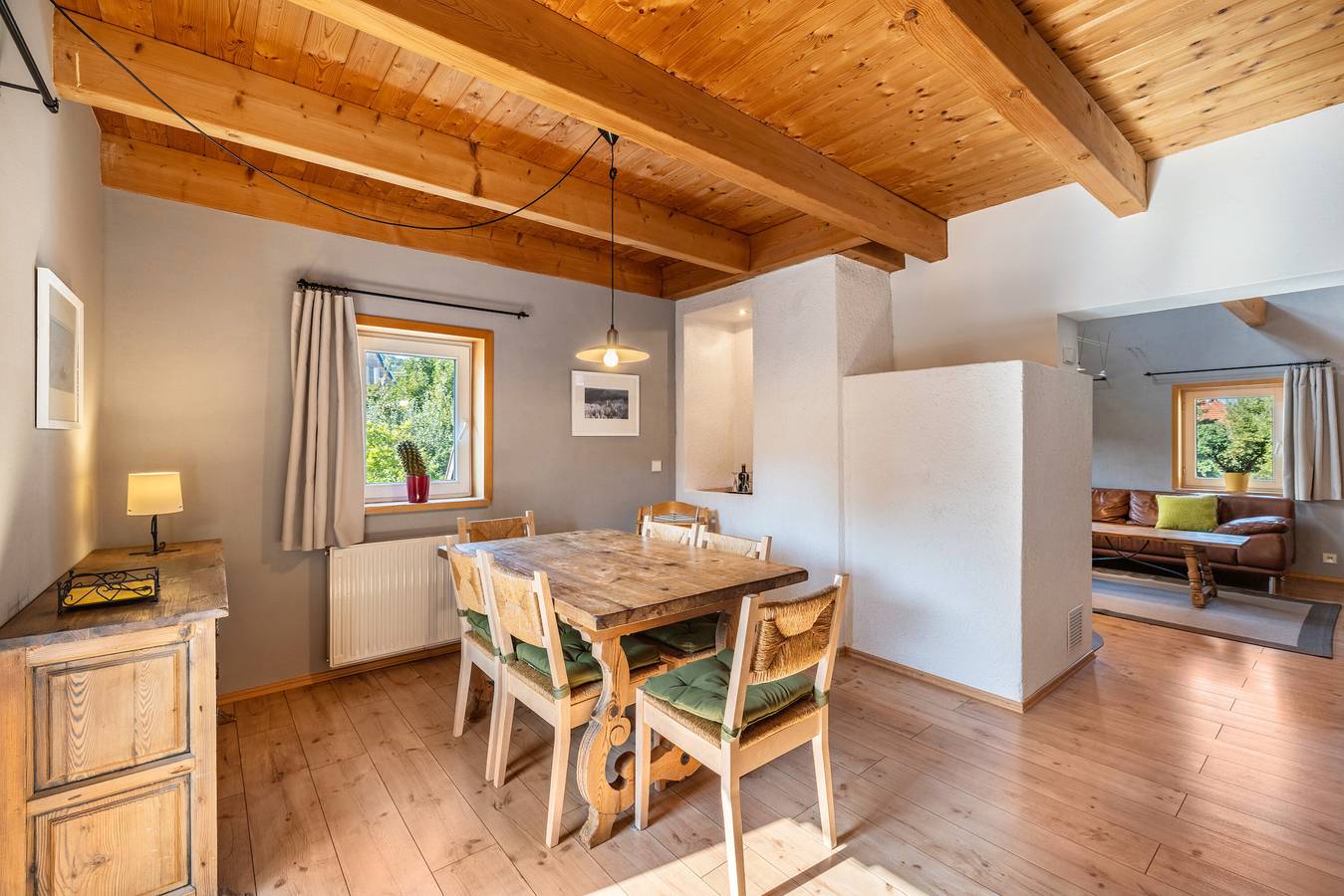 Ganze Wohnung, Ferienwohnung 'Rabus' mit Bergblick, privater Terrasse und Wi-Fi in Bisingen, Neckar-Alb