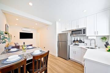 Vacation House for 2 Guests in Newport Beach, Orange County, Picture 3