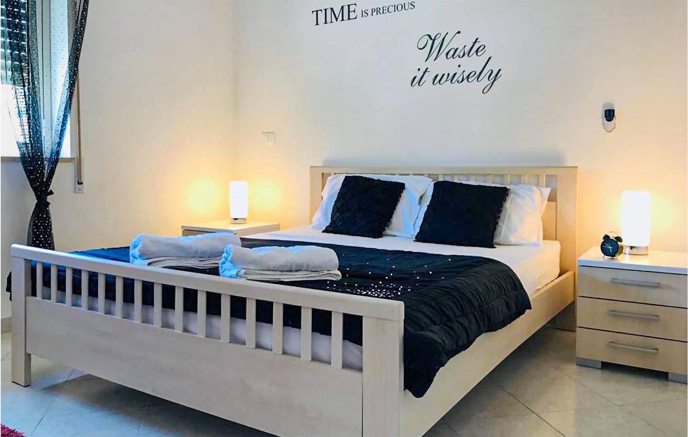 Ganze Ferienwohnung, Appartement am Pool mit WiFi & Parkplatz ~ 600m zum Strand in Pizzo, Vibo Valentia Provinz
