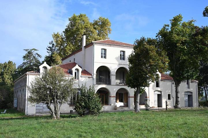 Appartement de vacances pour 3 personnes, avec vue ainsi que terrasse et jardin