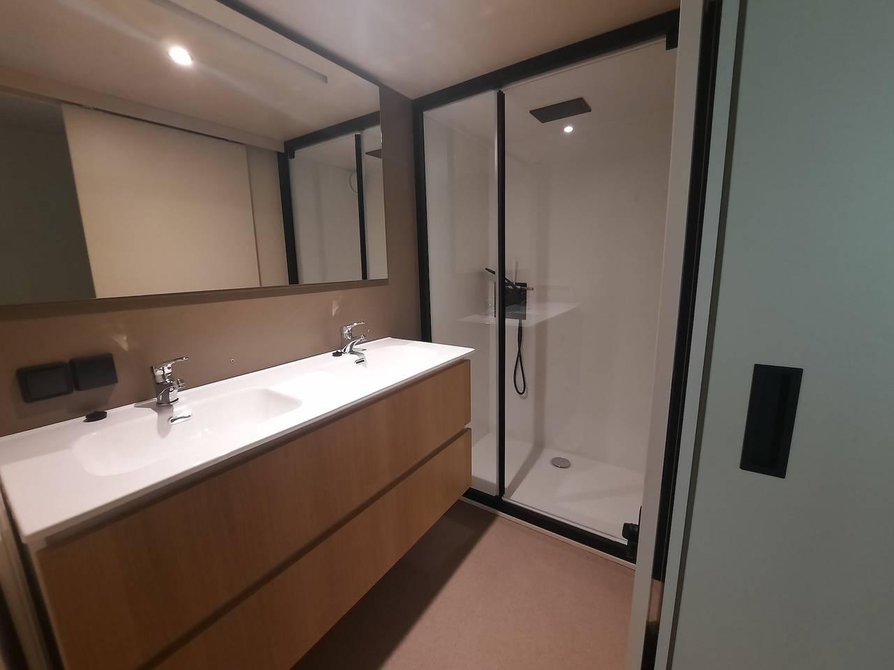 Vakantiepark Delftse Hout — Wander Lodge in Delft, Stadsgewest Haaglanden