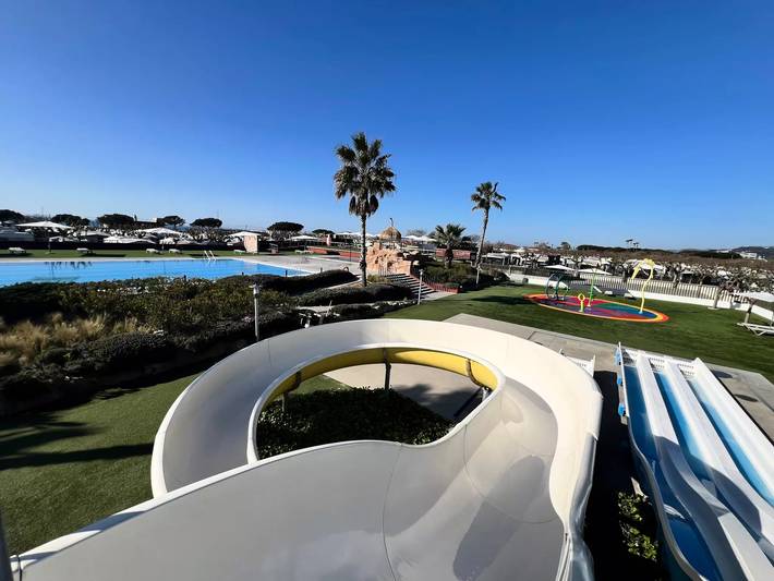 Casa rodante para 5 personas, con piscina y terraza - 1