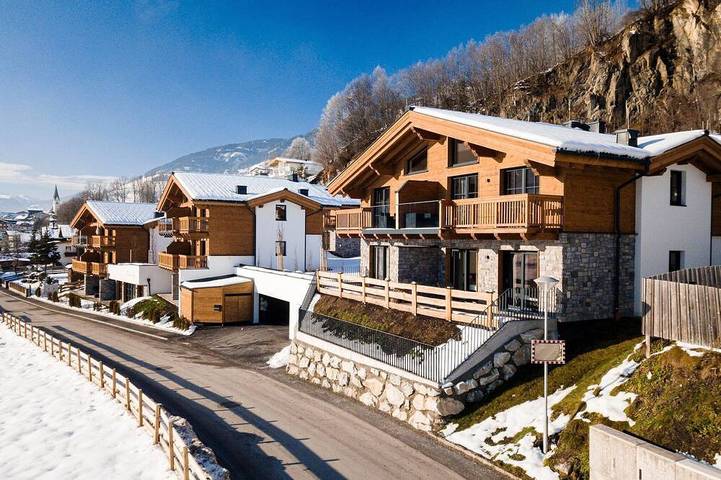 Ferienhaus für 10 Personen, mit Balkon in Uttendorf