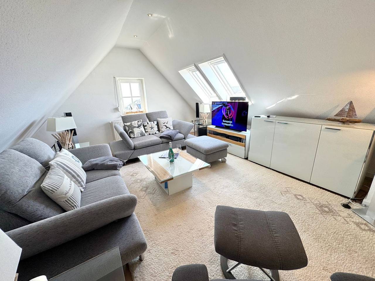 Ganze Wohnung, Individuell geschnittene Ferienwohnung im 2. Ober- und Dachgeschoss in Nordfriesische Inseln (Schleswig-Holstein) (Schleswig-Holstein), Wenningstedt