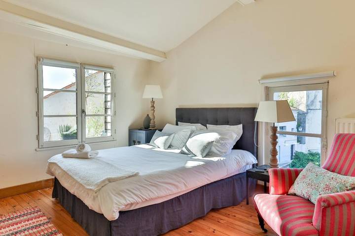 Gîte pour 4 personnes, avec terrasse à Jarnac - 4