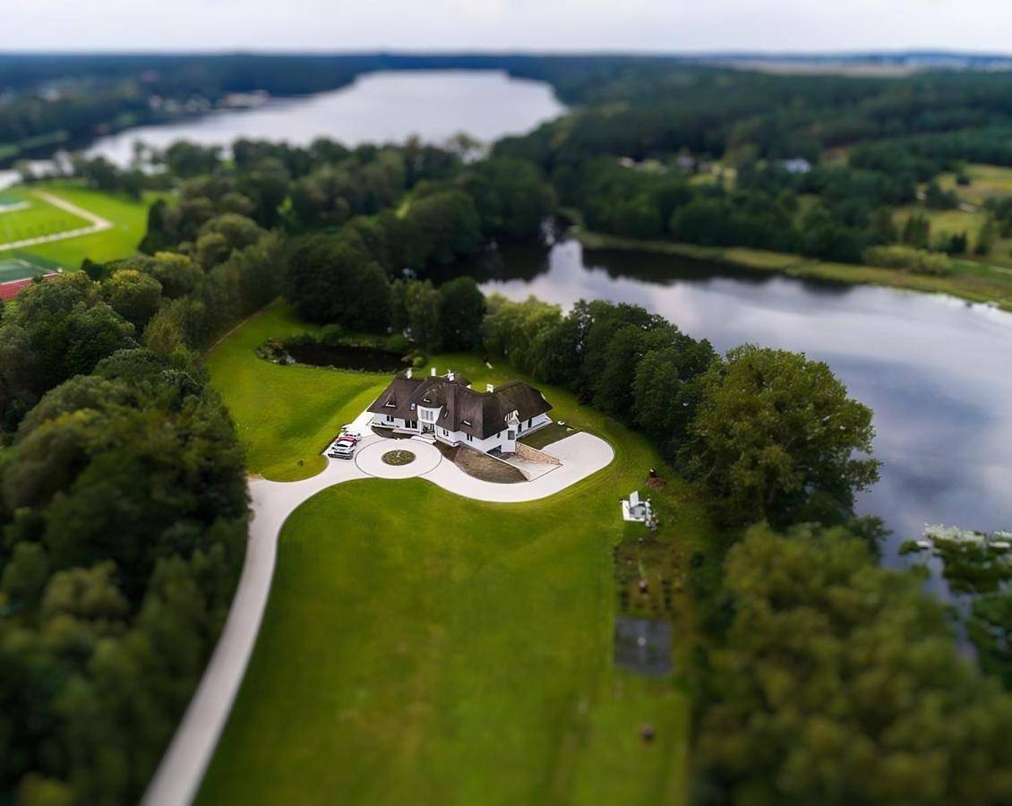 Strzecha Chopina - Dom i półwysep tylko dla Ciebie in Mazury