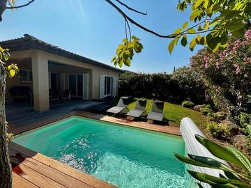 Villa pour 6 personnes, avec piscine ainsi que terrasse et jardin dans Cala Rossa