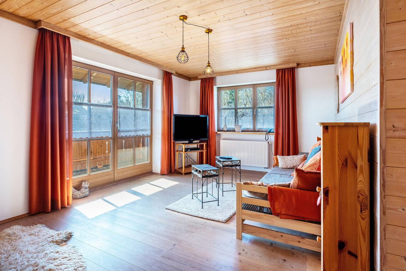 Entire apartment, Apartment 'Gassner' with Balcony and Wi-Fi in Fridolfing, Rupertiwinkel