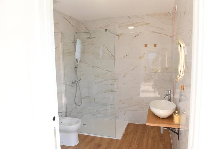 Location de vacances pour 2 personnes, avec jardin et piscine à Oliveira de Frades - 4