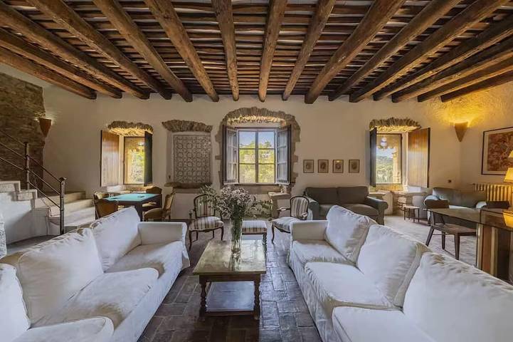 Villa pour 20 personnes, avec balcon et jardin, animaux acceptés à Pals