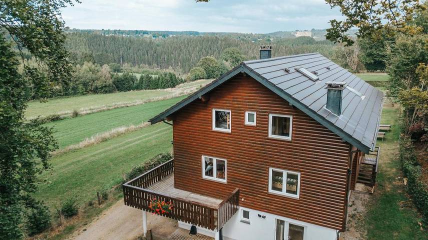 Gîte pour 26 personnes, avec jacuzzi ainsi que jardin et sauna dans Xhoffraix - 3